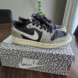 Air Jordan 1 Retro Low OG Black Muslin Tech Grey White Boys Size 4y